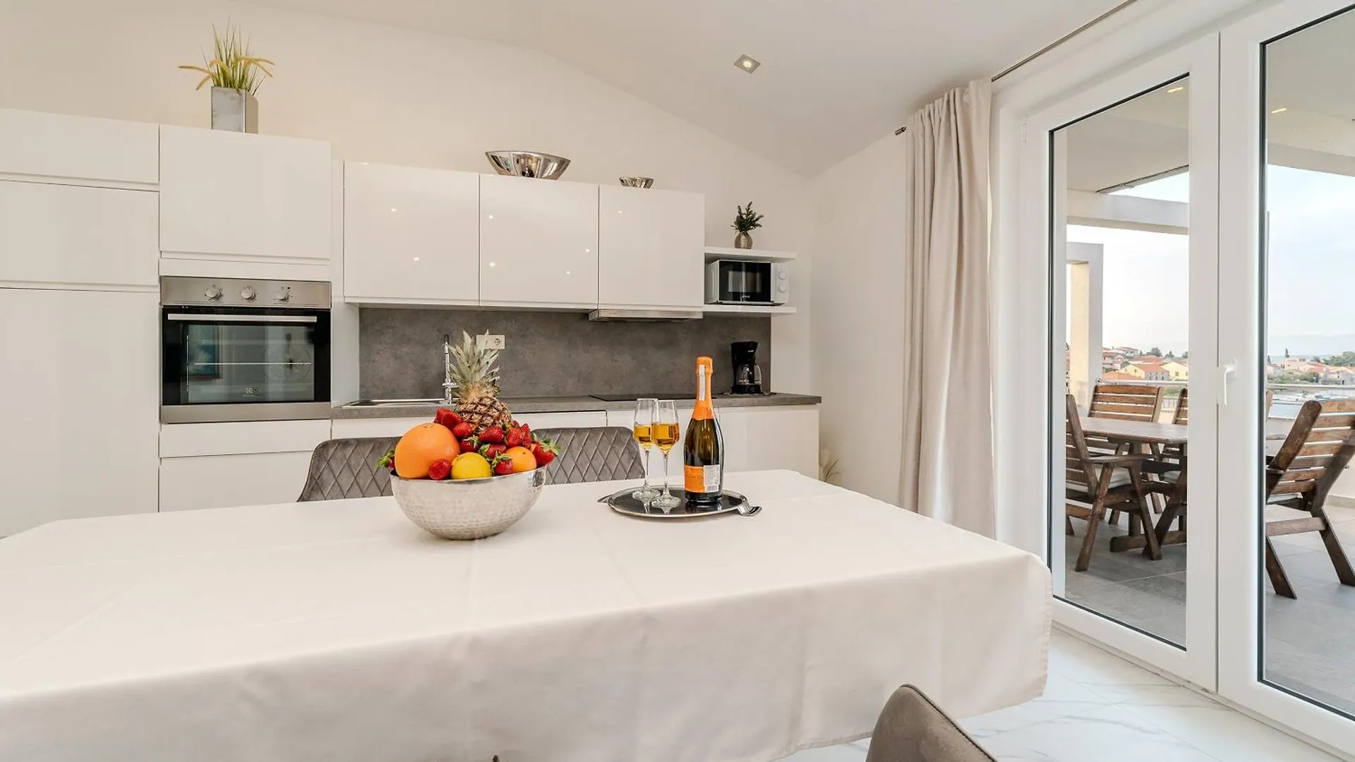 Apartments Very Good Life Preko