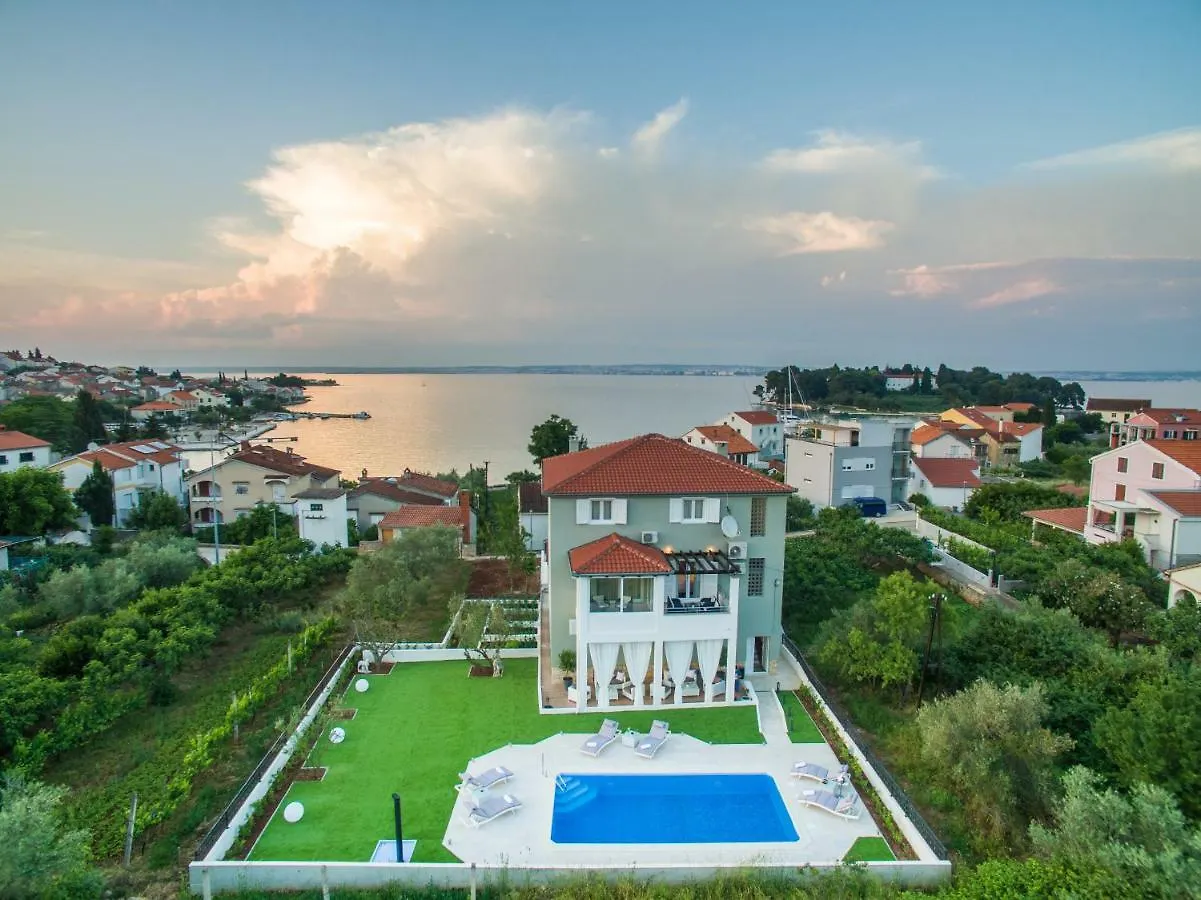 Apartments Very Good Life Preko